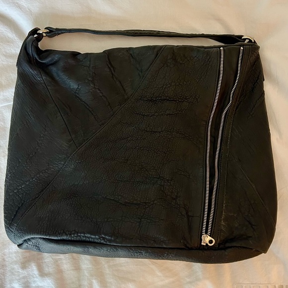 Marc by Marc Jacobs | Leola Zip Hobo | Black Leather Bag - Picture 11 of 11